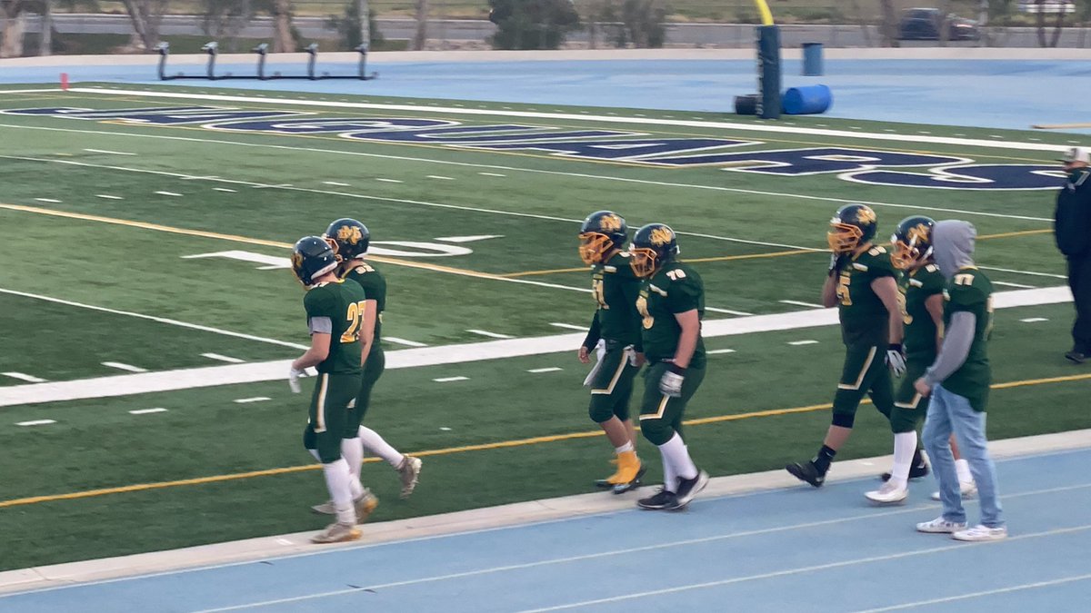 TeamHendrix1's tweet photo. Friday Night Lights on a Thursday, in March!!!! Gotta love it! #TitansvsJaguars #NormalNormal https://t.co/LxW5bLxsYQ