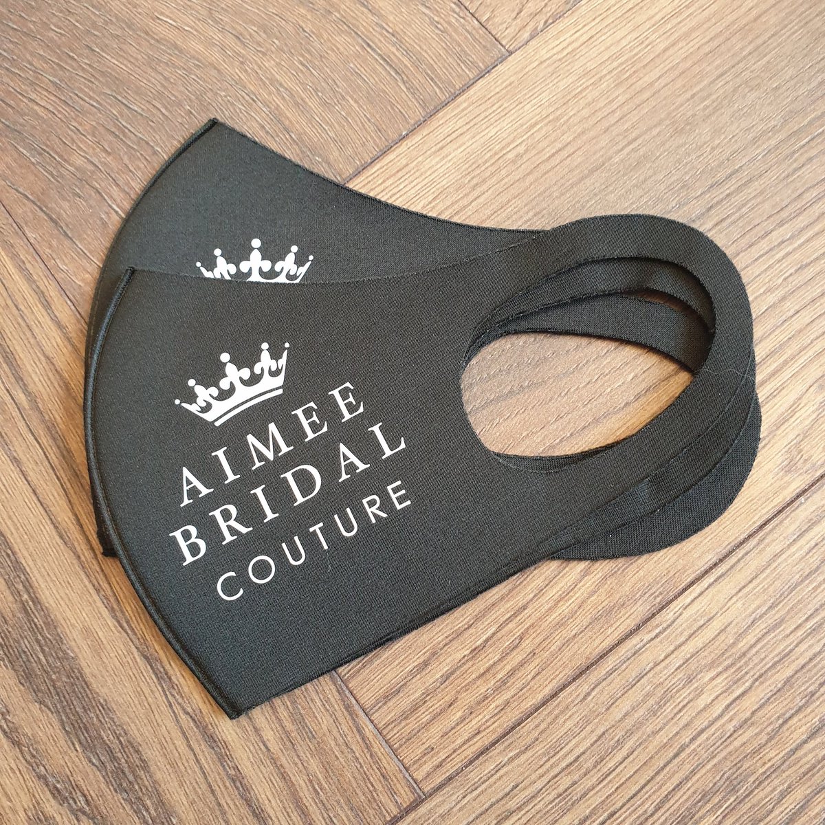 Face Coverings.

Well, I never thought i'd be adding these to my list of products... However in the sad light of day that Covid-19 is part of our lives, we may at least do it showing off our brands!

Now available, personalised Face Coverings.

Face Mask : £6 ea

#StopTheSpread