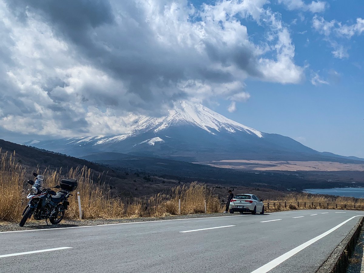 onostakushi's tweet photo. 親父のVストで
道志道通って三国峠
#vstrom250
#vストローム250 https://t.co/APyJux8LZn
