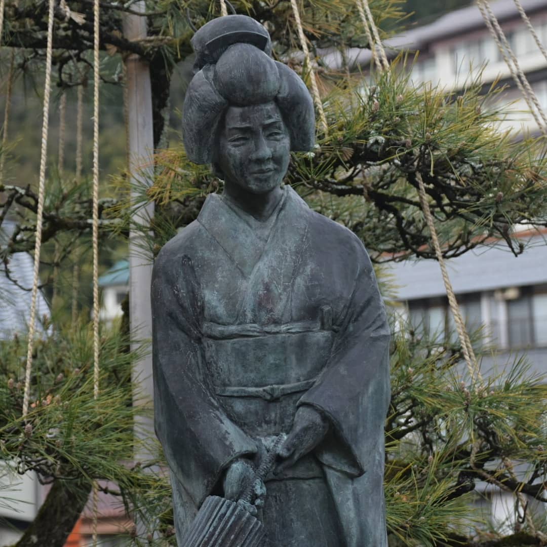AceCandyhouse's tweet photo. 吉永小百合さん主演「夢千代日記」今のTwitter世代は知ってますかね。 https://t.co/ovluKXVzbN
