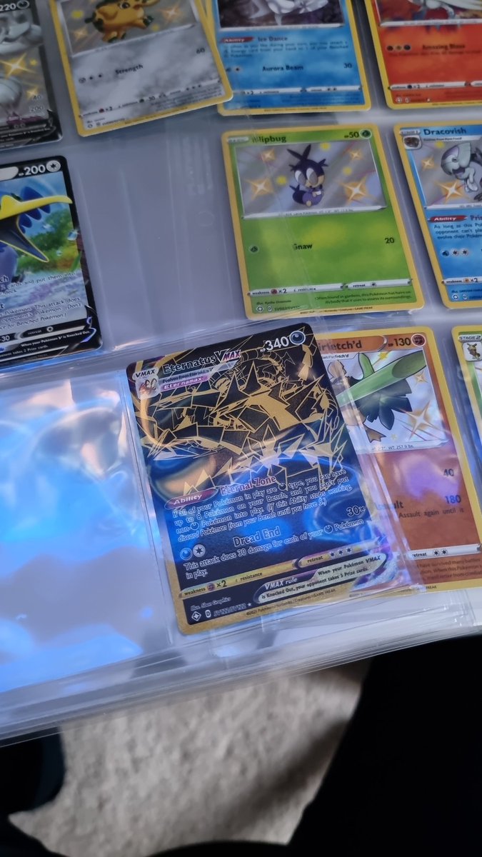 23MrMan23's tweet photo. Pulled on the elite trainer box!!!!!! #ShiningFates #PokemonCards https://t.co/BUTll1MRsS