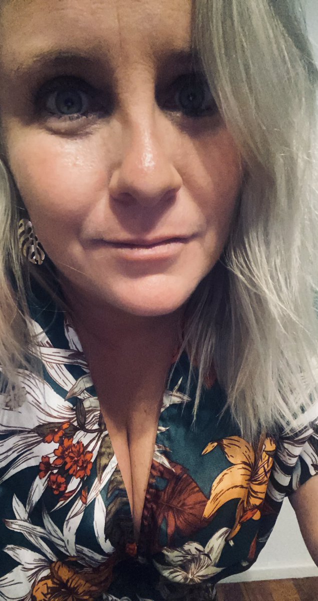 NewyBeachBum's tweet image. About last night.......
 #LoveYourself #ButFirstLetMeTakeASelfie #DressUps