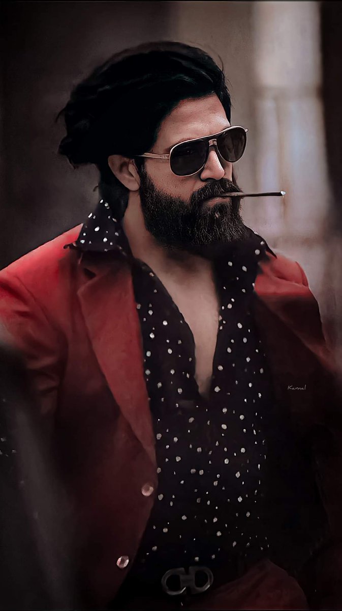 Punithyashcult's tweet photo. ಕಾನೂನು ಕೈ ಗೆ ಚಿನ್ನದ ಗಡ್ಗ ಹಾಕಿದೀನಿ..😏🤝
ಅದು ಶೇಕ್ ಹ್ಯಾಂಡ್ ಕೊಡುತ್ತೆ,,,
ಸಲಾಮು ಹೊಡಿಯುತ್ತೆ..🤙

@TheNameIsYash #YashBOSS #KGFchapter2 #KGFChapter2EraFormJuly16 https://t.co/bTFA1JrCD1