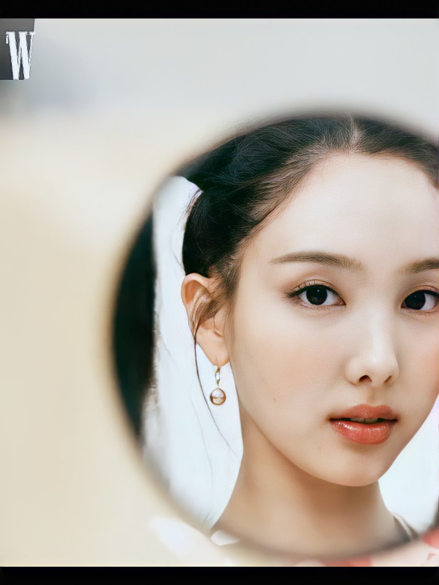 210403 Louis Vuitton Twitter Update w/ Nayeon: Shades of blue. As captured  in @WKorea , @JYPETWICE member #Nayeon shows off the new pastel color  gradient. #LVEditorials : r/twice