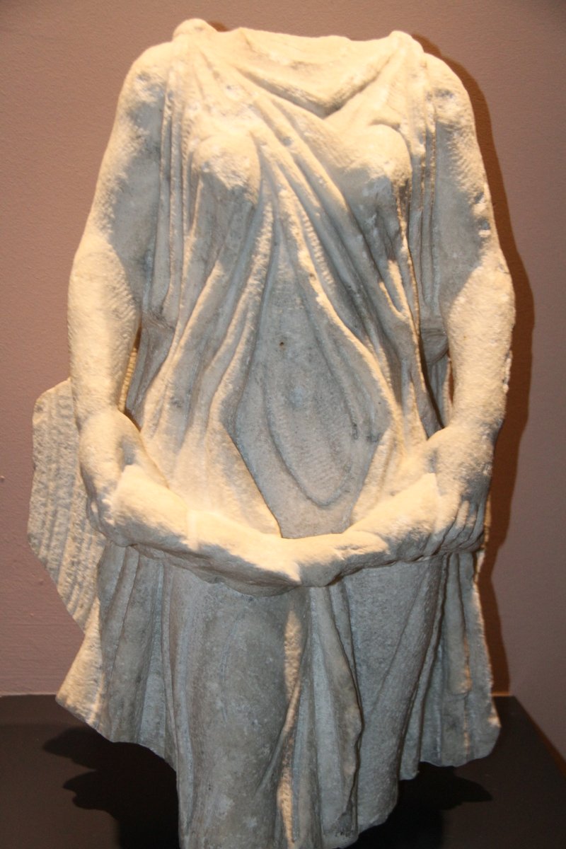 akhisarhaber's tweet photo. Nike markasının esinlendiği Nike isimli kabartması (erken roma dönemi) #akhisar #thyateira Relief of Nike _ Early Roman period #müze #akhisarmüze https://t.co/asgHYwxDW5