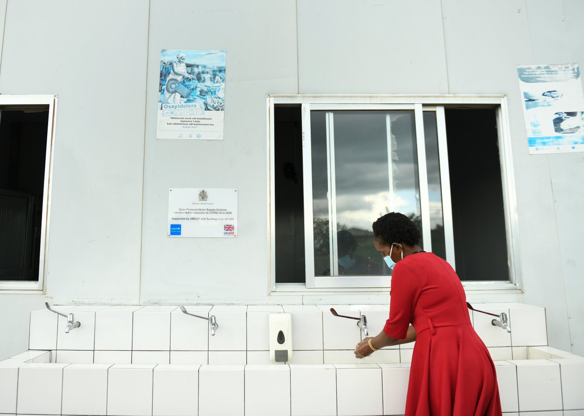 As we end the second week of #COVID19 vaccination, we shouldn’t go back to our old ways. Let’s continue to wear our masks properly, avoid crowded places and wash our hands frequently with soap or sanitisers. 
#HandWashing