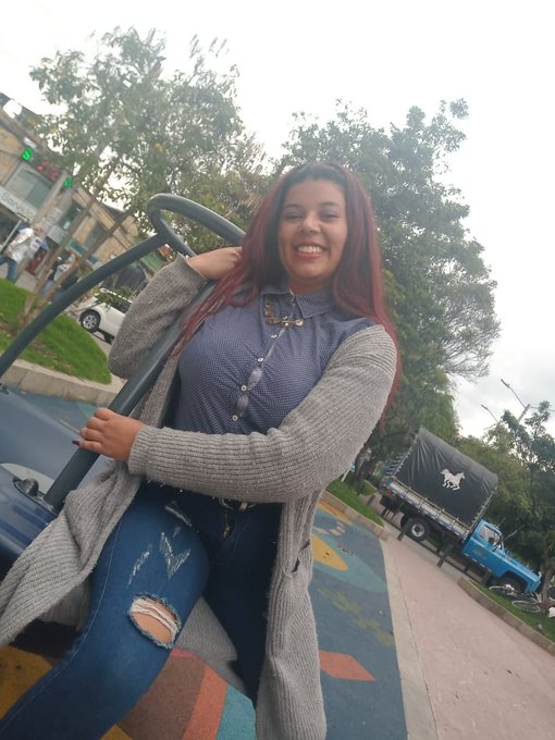 D&iacute;a de parque... Jejeje https://t.co/sJssgn3sCh<a href="/tag/dancing"class="tags"><span>#dancing</span></a><a href="/tag/singing"class="tags"><span>#singing</span></a><a href="/tag/bigolive"class="tags"><span>#bigolive</span></a>