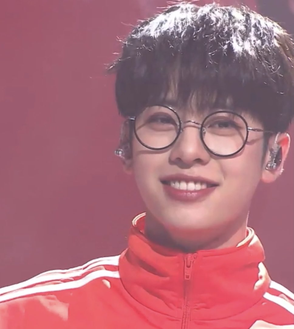KDH_mp4's tweet photo. ˗ˋˏ ❤️ ˎˊ˗ https://t.co/T1ick33WUh