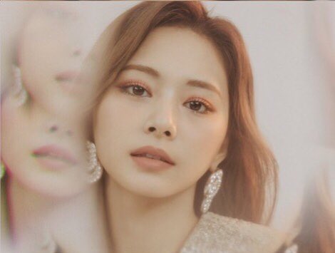 tzustills's tweet photo. she’s perfect

#TZUYU #쯔위 https://t.co/PJJw9PZP0p