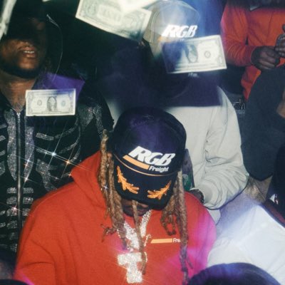 1future's tweet photo. #NewProfilePic https://t.co/UMWrWcfQtu