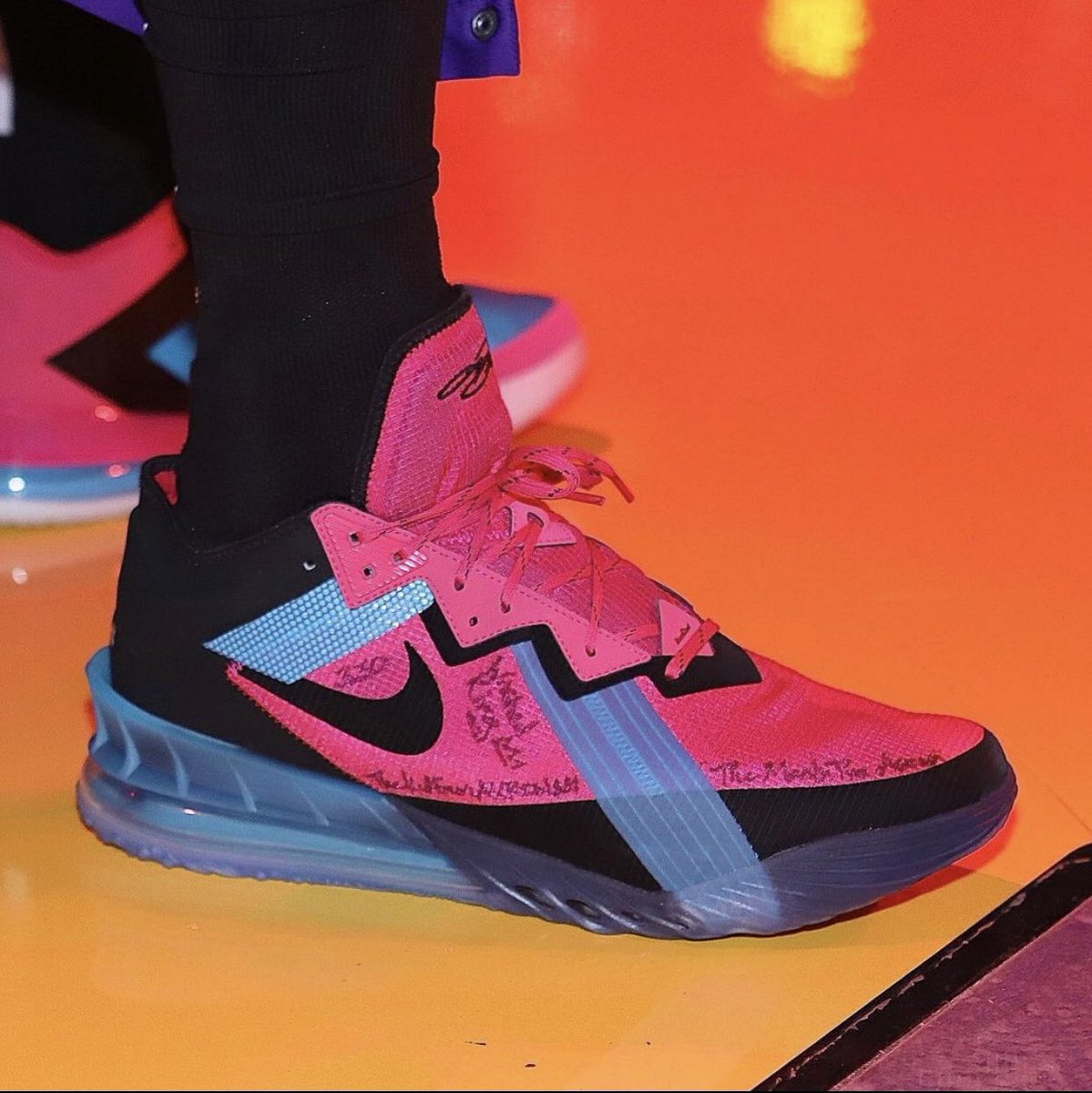 tenis nike lebron 18 low