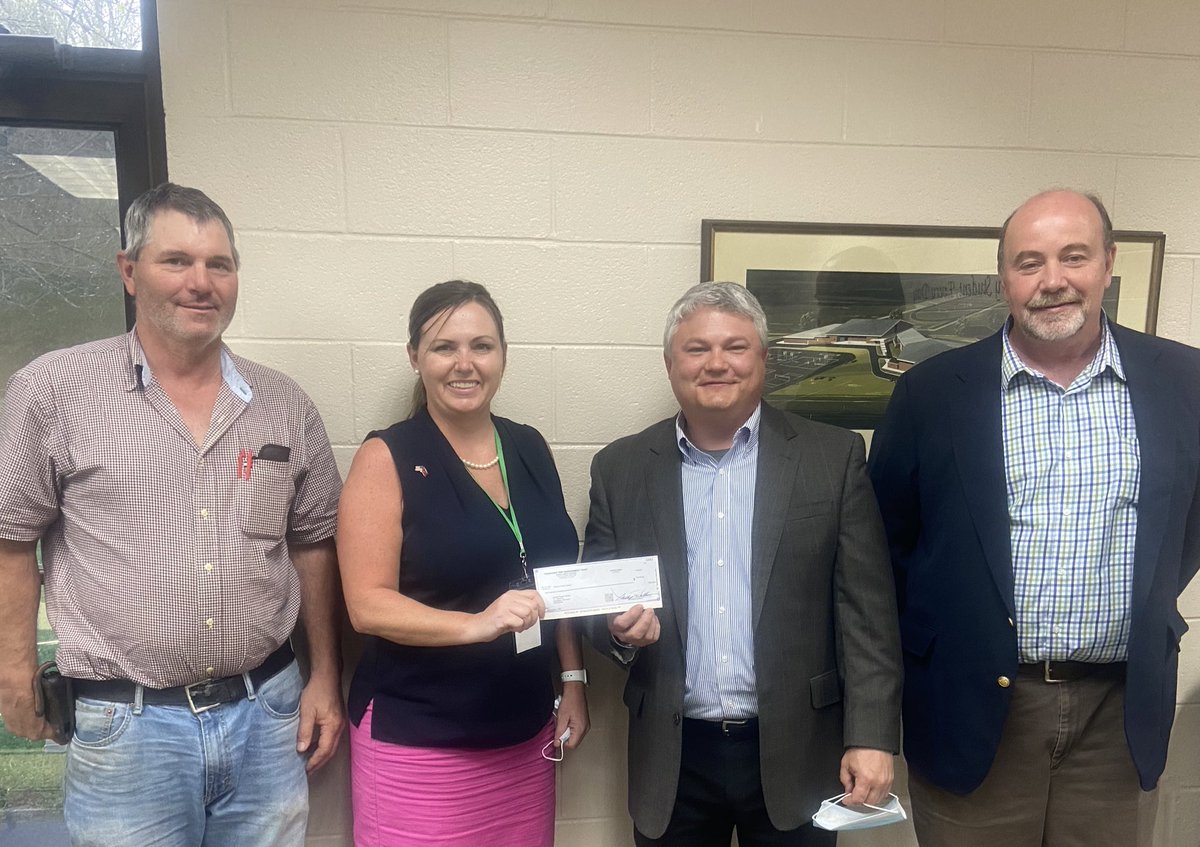 mrskristybrown's tweet photo. Thank you TNRMT for presenting Jackson County Schools with the 2021 Safety Grant. https://t.co/ARG4yLPZR7