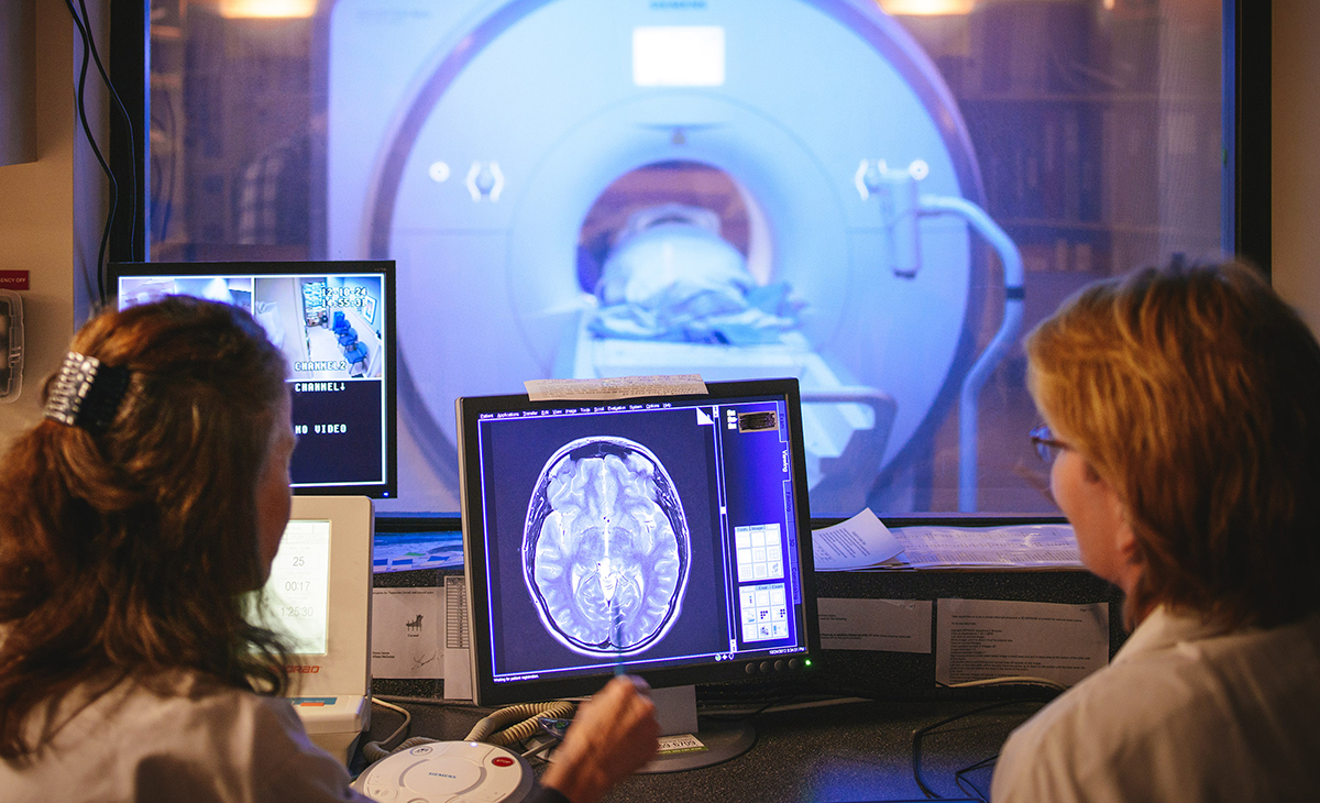 Construction is underway at VGH at the medical imaging suite in order to make room for the hospital’s first 3T MRI machine, thanks to donor support. The new 3T MRI machine will improve access and provide a more accurate diagnosis. #BrainBreakthroughs bit.ly/39ggdf2
