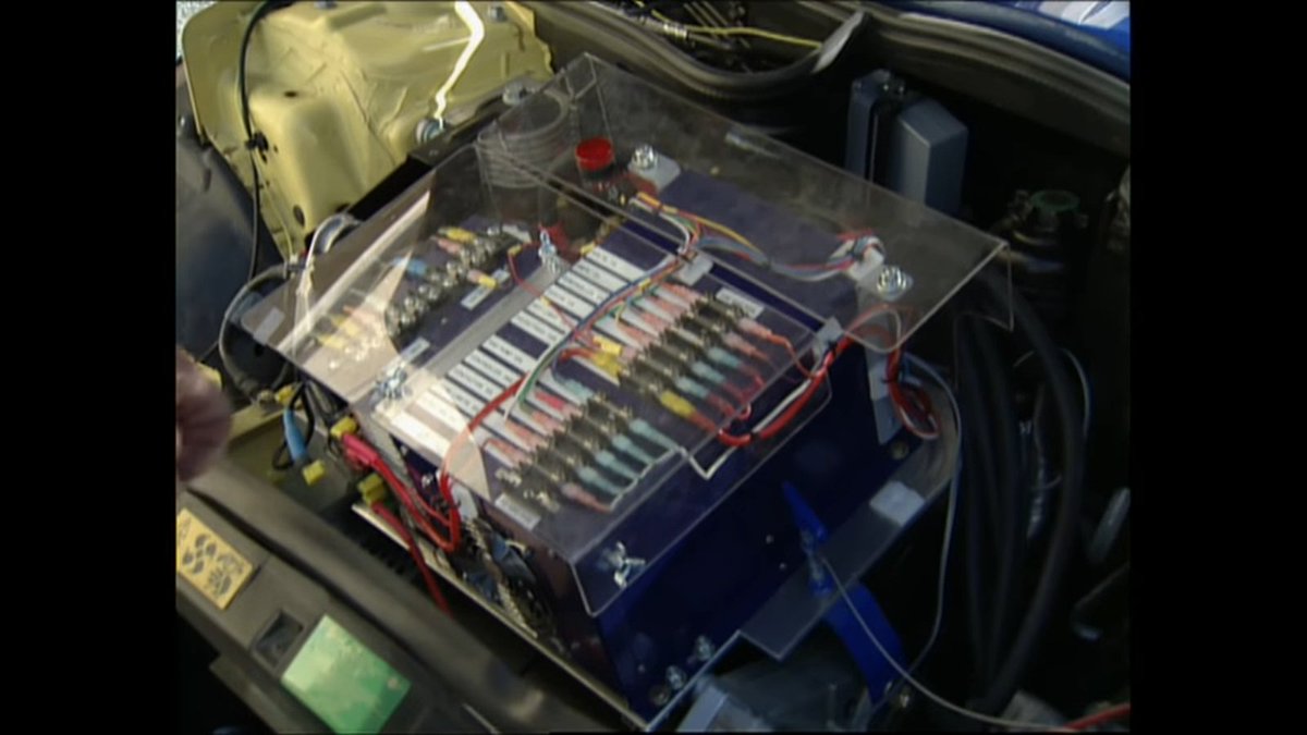 DrivinTheater's tweet photo. Fascinating bit of trivia I learned today. For the subway chase sequence in the Italian Job remake, the crew had to convert the stunt 2003 Minis to electric drive because the city of LA wouldn't allow any exhaust fumes in the metro tunnels. https://t.co/qE5dY3Vn4n