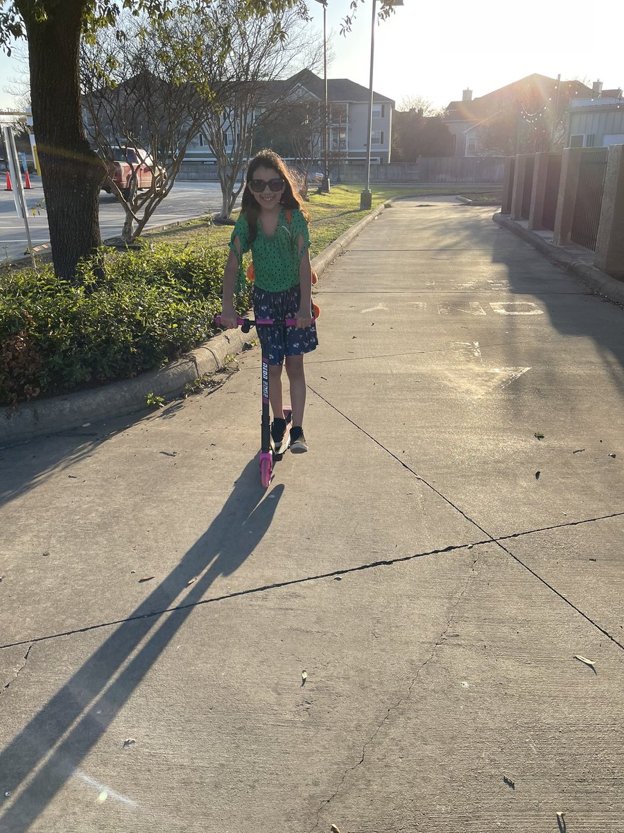 TurrubiatesSJH's tweet photo. Today was a beautiful day to be outdoors and support our #GTWalkAThon ☀️ 

#HowsmanStrong @NISDHowsman @BiselvaOrtega @NISDGTAA @nisdgteac https://t.co/HYhSqRzfep