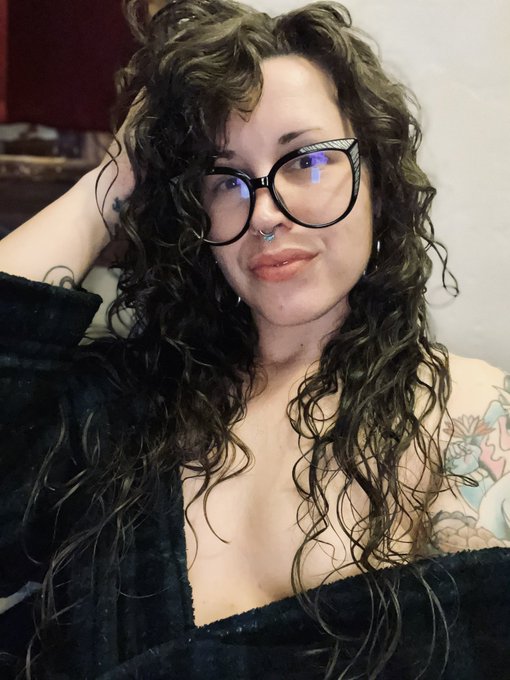 All clean... for now... https://t.co/nDbuLRQoCC<a href="/tag/newprofilepic"class="tags"><span>#newprofilepic</span></a>