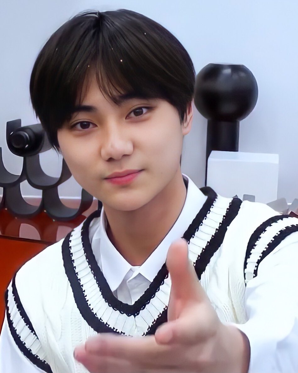 daniel pics (@fordeerdaniel) on Twitter photo 