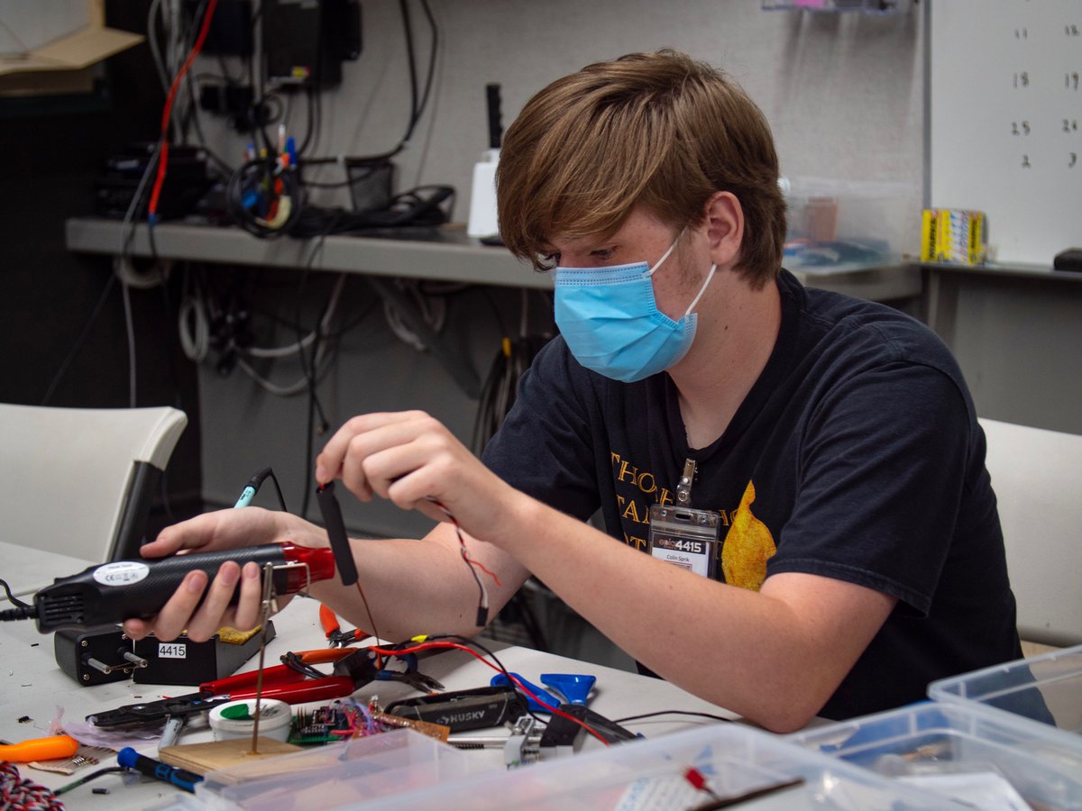 FRC4415's tweet photo. There are only TWO, yes, TWO days left until our Water Game!!! Our teams are putting in long hours and lots of hard work to get their robots ready for the competition! 

#epic4415 #frc4415 #frc #firstinspires #firstsd #firstinca #firstla #epicwatergame https://t.co/mLrE0inorI