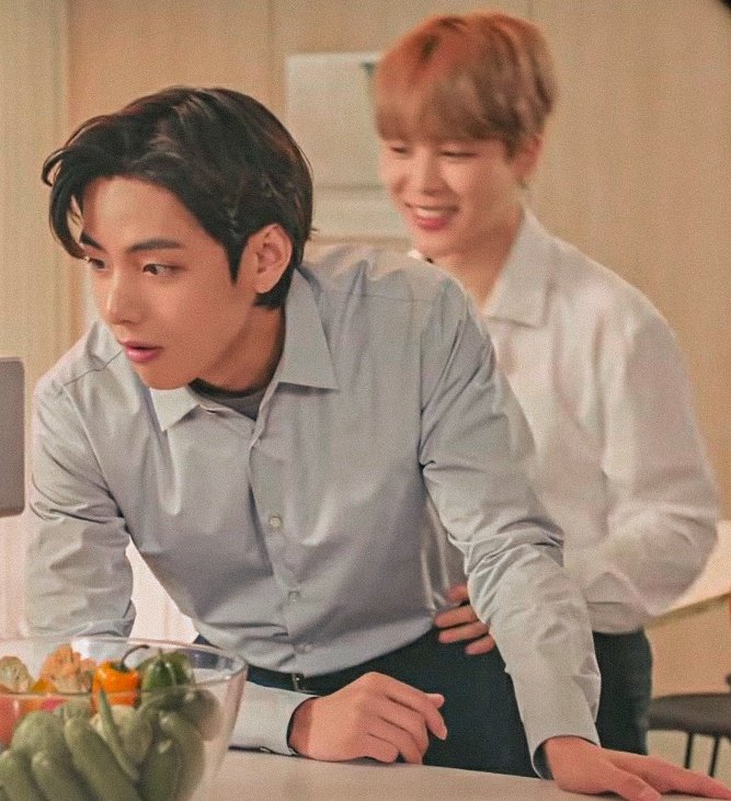 taeunfold's tweet photo. taehyung and jimin's friendship is all what I want ♡!! https://t.co/q3XnvIMwH9