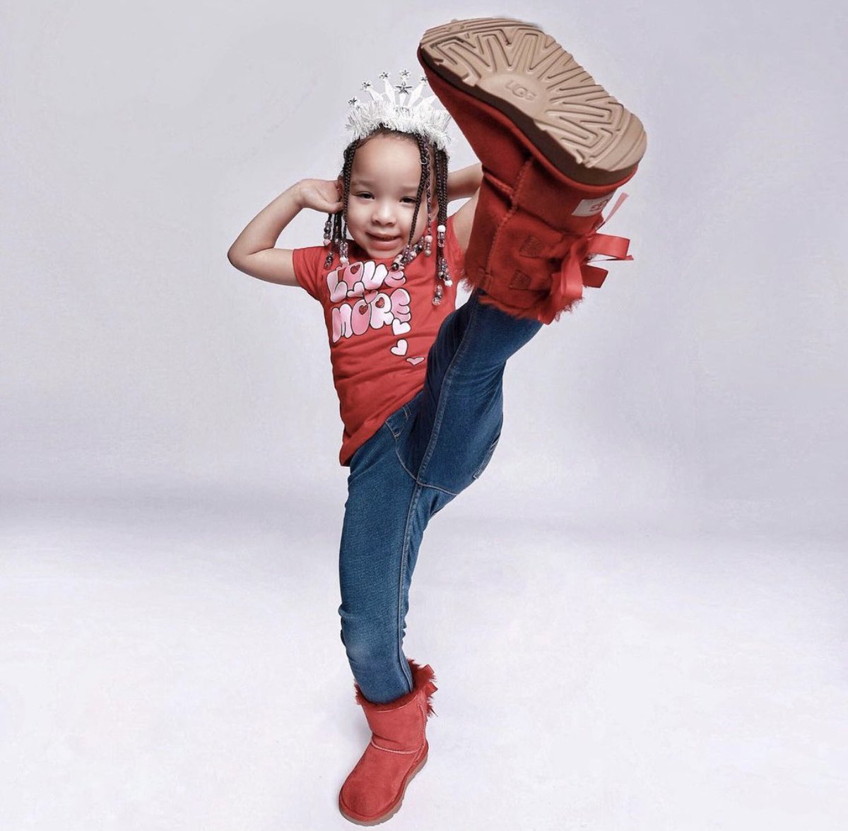 TinyMajorBoss's tweet photo. Today a princess was born 3/26/16 ✨💖💫Happy Birthday Heiress!!! 💜🥳🤍🌸🍭🎂 #Heiress #HappyBirthday #babygirl https://t.co/nrGHJcKeI5