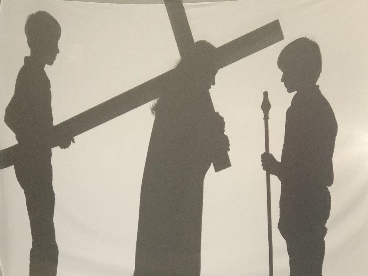 stmattsoc's tweet photo. Shadow Stations of the Cross presented by our 7th grade students...✝️ #SeeWhatMakesUsFamily #OutstandingCatholicEducation #StMatthewSchool https://t.co/iEd7ODE8aI