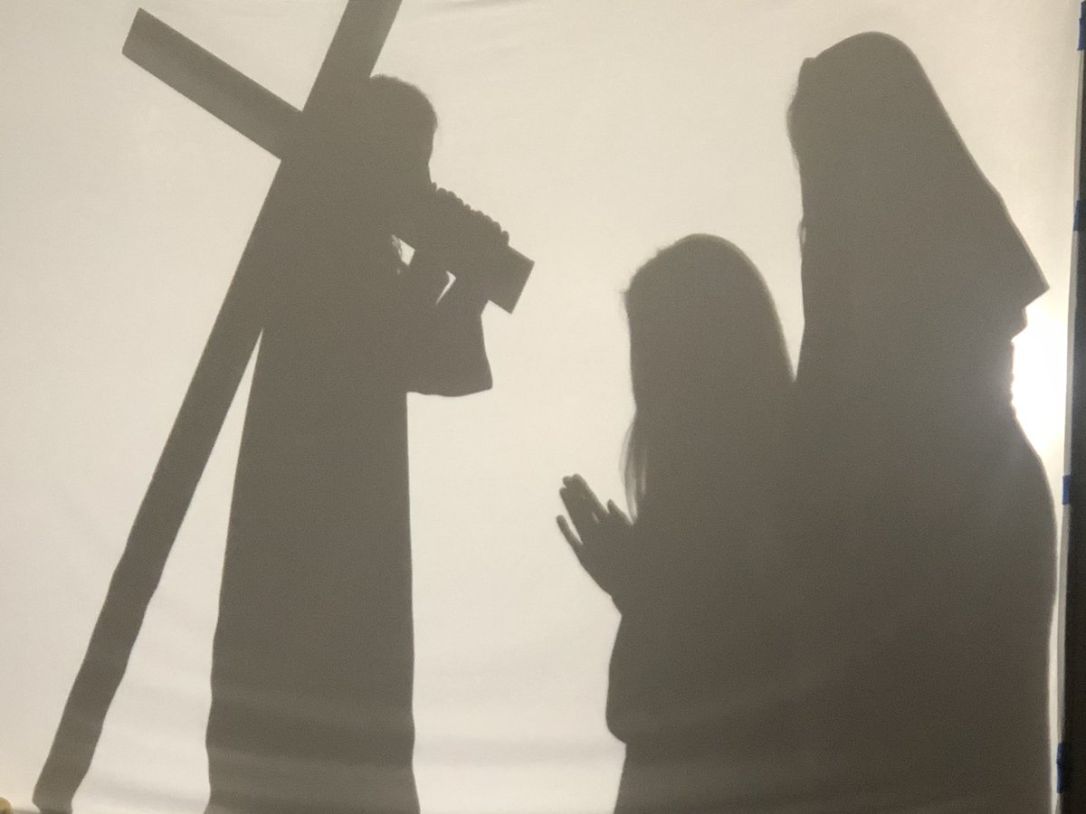 stmattsoc's tweet photo. Shadow Stations of the Cross presented by our 7th grade students...✝️ #SeeWhatMakesUsFamily #OutstandingCatholicEducation #StMatthewSchool https://t.co/iEd7ODE8aI