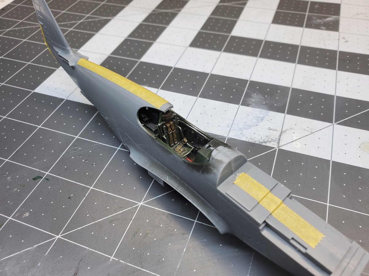 milmodelers's tweet photo. Cockpit is weathered and fuselage is closed on Col. Bud Anderson's P-51B-15-NA (SN43-24843) with Jaguar resin cockpit. #OldCrow #357th #yoxfordboys #tamiya #Mustang https://t.co/6pDxIeH2bw
