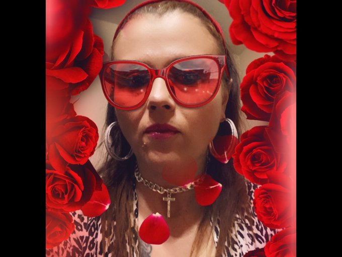 I'm online right now on skyprivate (live skype show). my private profile:  Please RT. thanks! #camgirl<a href="/tag/camgirl"class="tags"><span>#camgirl</span></a>