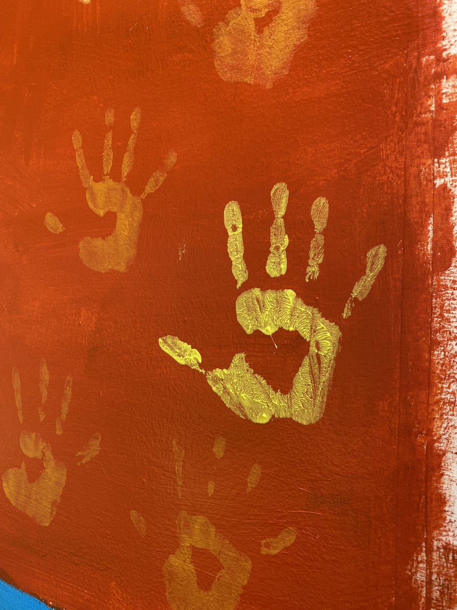 TLopukhin's tweet photo. Adding my handprint to our community mural.  We are all taking a stand against bullying by pledging to be Upstanders!  @AISGZ https://t.co/7WGHG4fuPN
