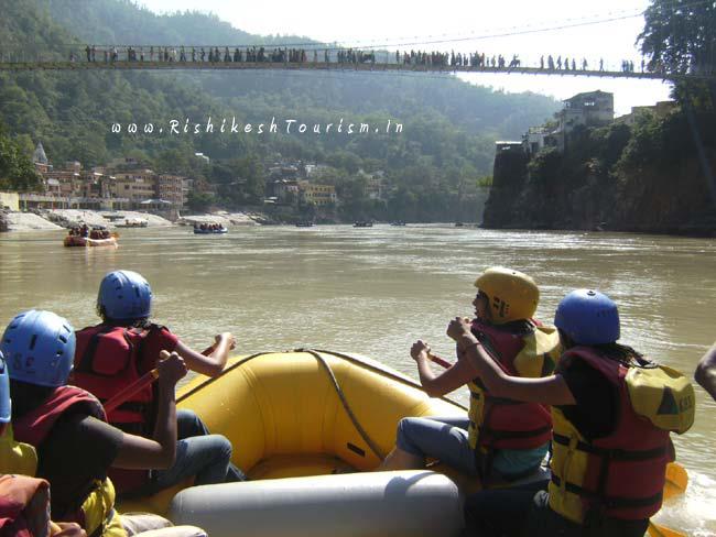 RishikeshTour's tweet photo. Rishikesh lies in the foothills

Ideal destination for Pilgrims &amp; Adventure, Meditation &amp; Yoga

&amp;

River Rafting In #Rishikesh

https://t.co/8Ntecja21p

#ऋषिकेश #RiverRaftinginRishikesh #BungyJumping #RishikeshHotels #RishikeshCamping #RishikeshTour #Haridwar #Uttarakhand https://t.co/4Ui1ZN5NR3