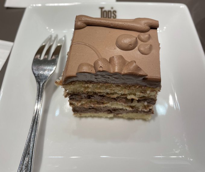 トップスのチョコレートケーキが美味しい 人気の理由に迫る お食事ウェブマガジン グルメノート
