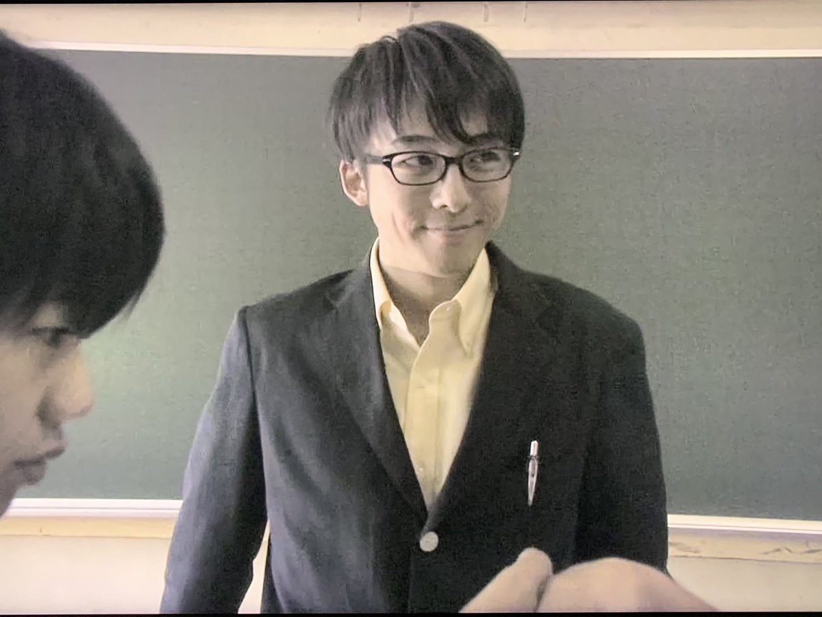 ミドリ 先生役コンプリートしてる 浪速少年探偵団 小学校の先生 赤バッヂ 中学校の先生 3月のライオン 高校の先生 僕らは奇跡でできている 大学教授 高橋一生 付け足してあげ直しました さったんさんありがとう T Co Vk5xiuy66l