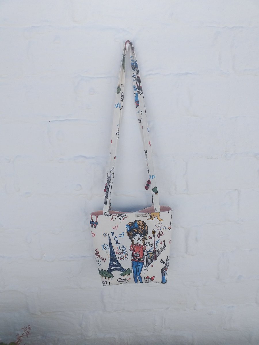 PicoMene's tweet photo. Estos bolsos de tela sirvieron para ponerme de nuevo en modo relax, cuando la apatía me inundó mi Ángel me puso en las manos estas bonitas telas para que yo reiniciara el proceso.
#graciasalacosturaquemehadadotanto #unica #marca #picomene https://t.co/MKybHMJz4V