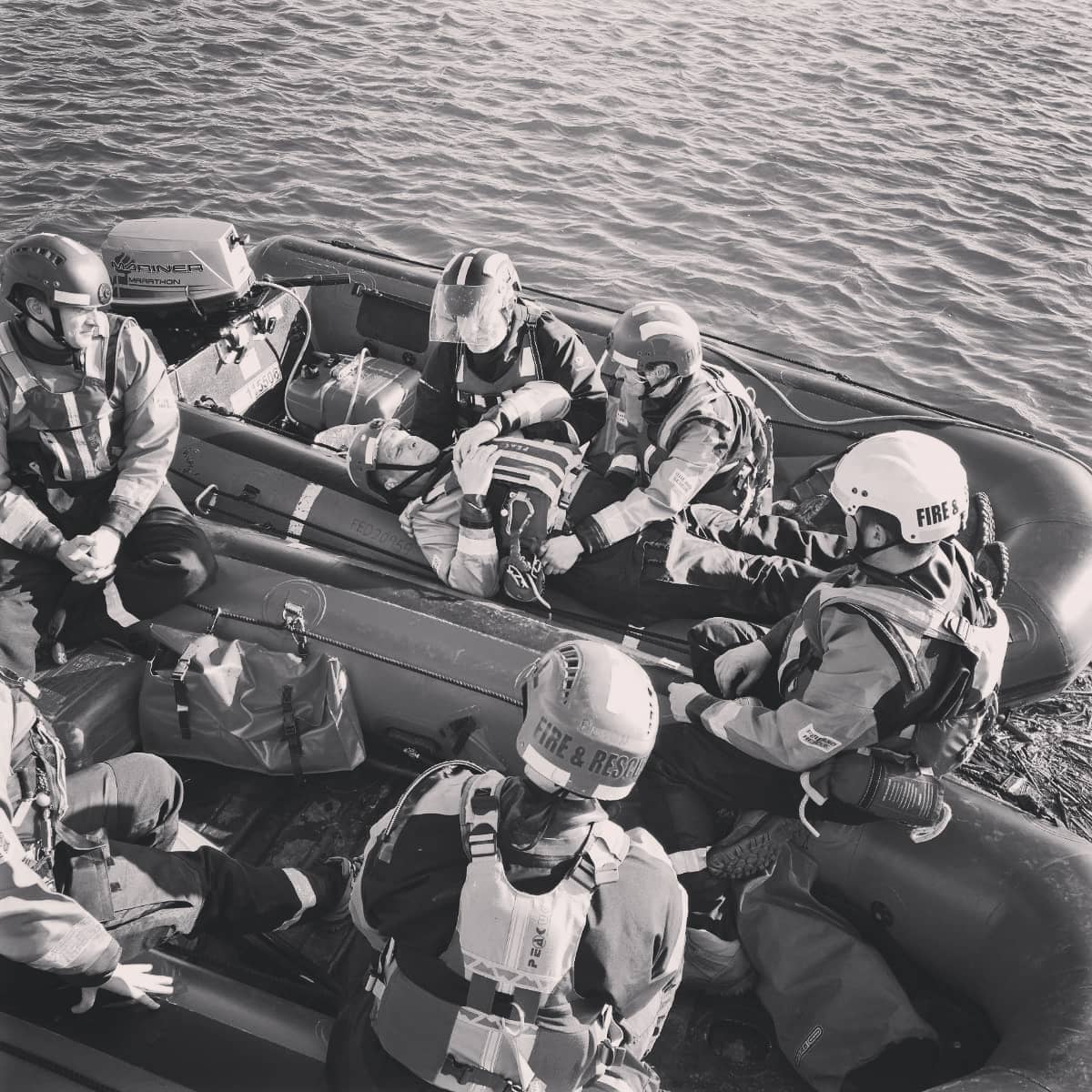Buxton Green Watch were the last watch receiving water rescue (DEFRA Mod4) training from @DFRSTraining today, before training turns towards much needed exposure to significant flow, cross currents and challenging hydrology at Menai Straits.