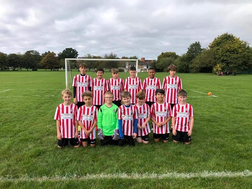 DogParamount's tweet photo. 🏆Looking forward to the mighty Stevenage Boro Giants FC, taking to the field again 🏆 #COYG 
⚽✅Keep the Faith✅⚽
For all your K9 needs look no further than 🐾
Paramount Dog Training UK  
https://t.co/Ts6VveaytE
✅Where K9 care is always Paramount ✅
@dannyvooght @LuffKelly https://t.co/iMUJqOyZJQ