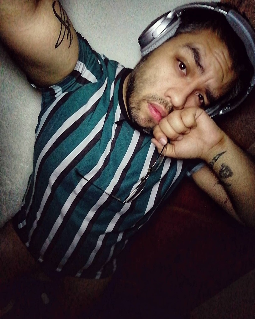 luencedano's tweet photo. Feels so good being bad, theres's noway I'm turning back...
I'm not cocky... I just love myself b*tch
#tattoo #bose #lastpic #lawfullywedded https://t.co/65vgtq7HRc https://t.co/0L3254mnzV