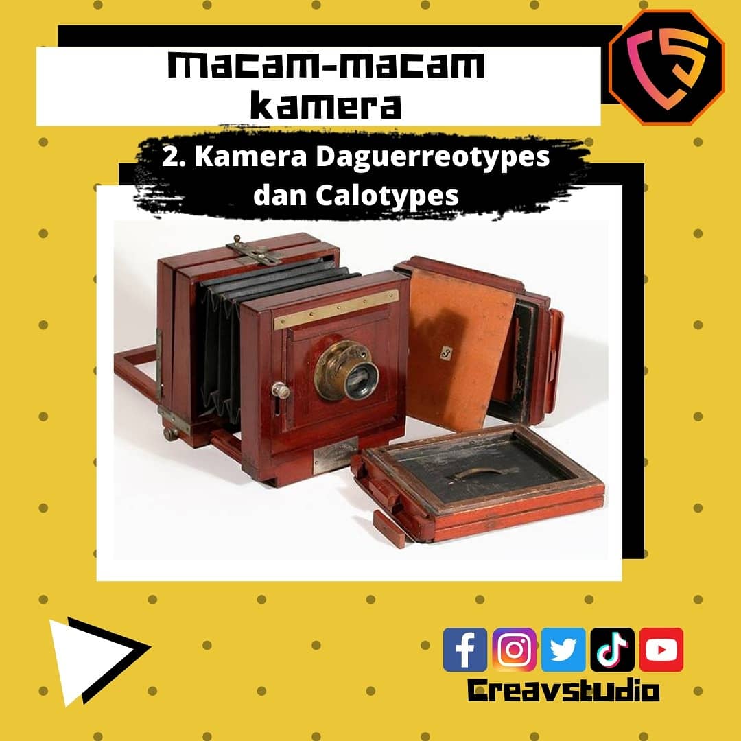 CreavStudio's tweet photo. Creaver sudah tau sejarah kamera dan evolusi kamera dari waktu ke waktu belum?

Kalau belum yuk simak!

Jangan lupa sewa studio dan edit video cuma di CREAV STUDIO

#sewastudiojakarta #sewastudio #studiopodcast #studiorekaman #studiomurah #murah #podcast #podcastindonesia https://t.co/jvFCw9yK13
