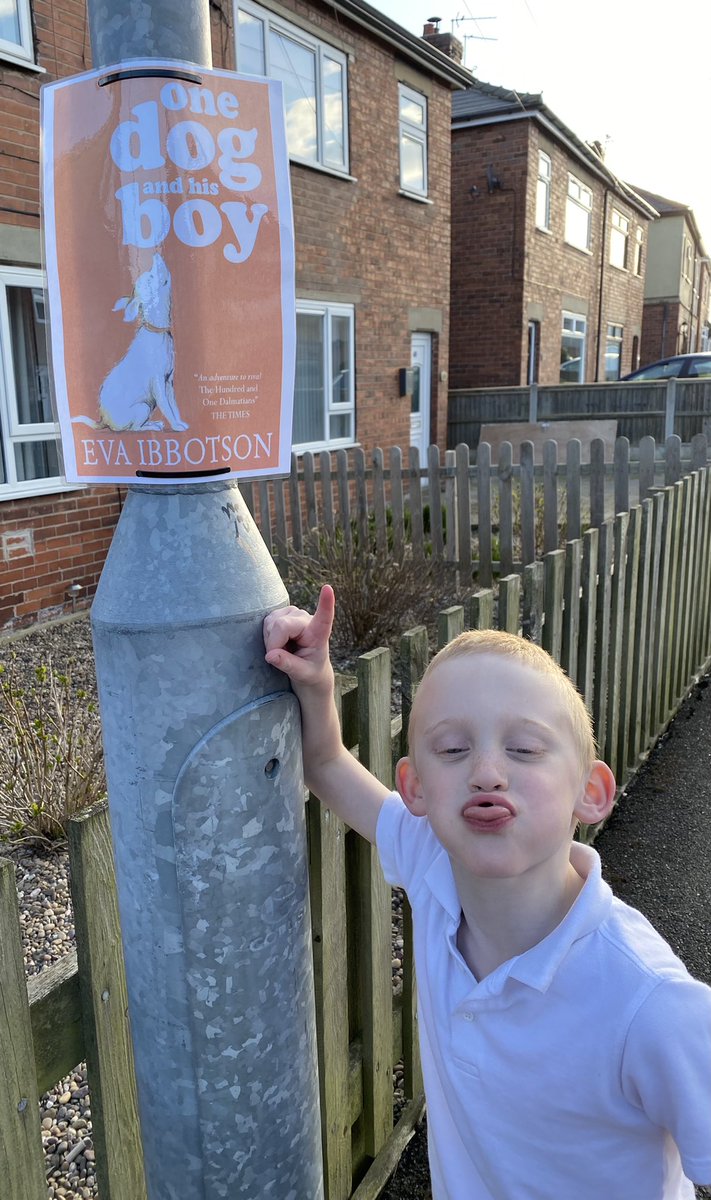 KatieMilner12's tweet photo. @WMPrimaryY1 @WMPrimary  These are the 4 Seth https://t.co/vcFZ7zGyvw our steps in yesterday ! https://t.co/ElLUOfiJc7