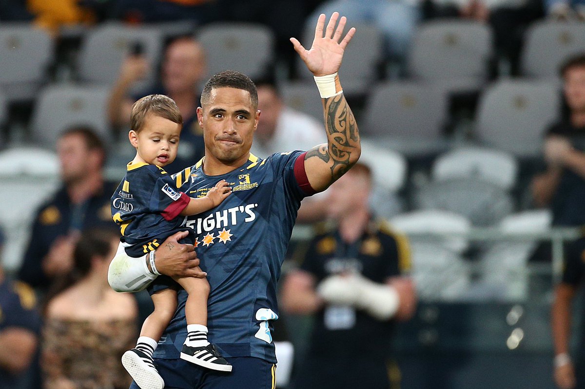 AllBlacks's tweet photo. Most capped @Highlanders player of all-time. Congrats @Te_Nug 

📸: @GettyImages https://t.co/8bZEXCYj1q