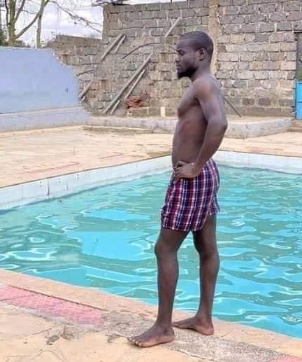 mulamwah's tweet photo. Eish 😂😂 https://t.co/26jtcN0prv