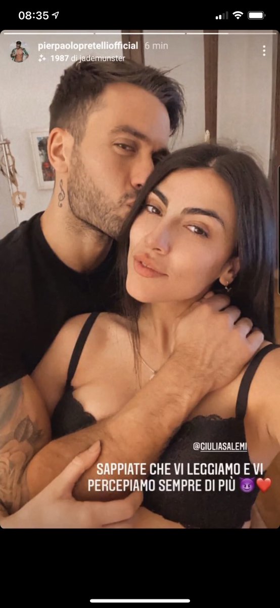 rosegothics's tweet photo. Era l’inizio di una stupenda storia d’amore 🐨💘 buon mesibacioversario koalini nostri 🐨🐨 #prelemiday #26dicembre #prelemi https://t.co/b7VV9XLxGr