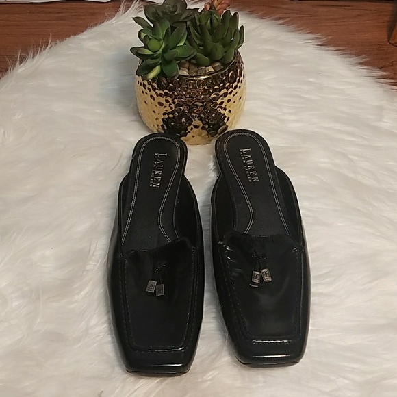 vadussa's tweet photo. So good I had to share! Check out all the items I'm loving on @Poshmarkapp #poshmark #fashion #style #shopmycloset #ralphlauren #luckybrand #toryburch: https://t.co/tlQblq2iSv https://t.co/iEd6eBVPf6