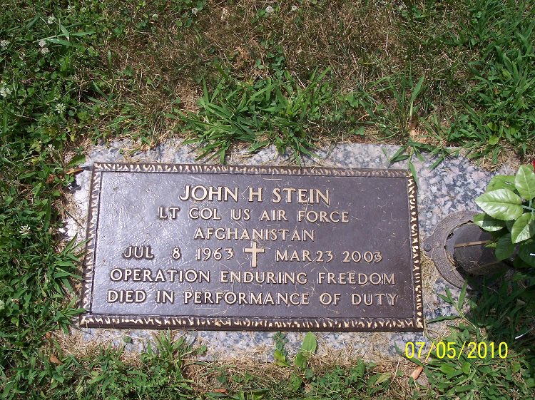 op_hawkeye's tweet photo. 3.23.2003 ~ Lieutenant Colonel John Stein 🇺🇸
#OpHawkeyeRemembers #JohnStein #41stRescueSquadron #PurpleHeart
#supportourSOFcommunity #Operation_Hawkeye
📜 https://t.co/mRILYV1dXb https://t.co/dMGQaTEytt