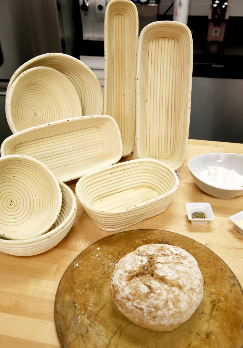 Who doesn't love the smell of freshly baked #bread? If you have taken up #breadbaking, THIS is what you need. A rising basket that helps yield a better rise from your dough, a crunchy crust, and a ribbed look.
bit.ly/3tVCBlB

#frielingusa #breadlover #homemade #homebaker