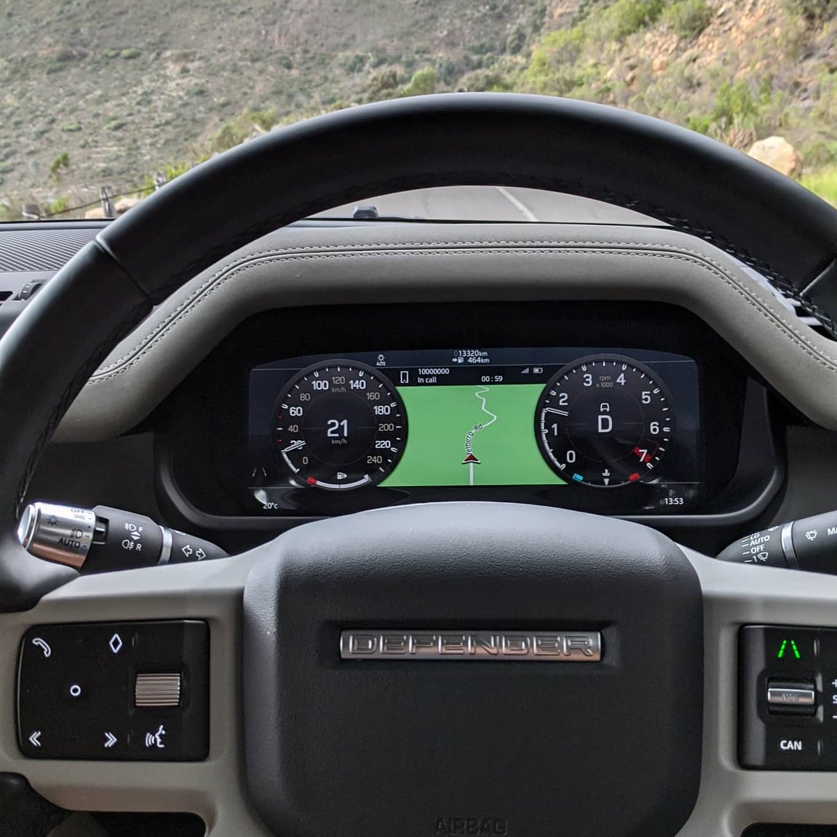 TechnoBokMedia's tweet photo. Its fair to say that the week ahead is going to be an epic one! Been waiting a while to experience the new @LandRoverZA Land Rover Defender 110 ๐๏ธ #LandRover #LRDefender #TheNewDefender #TheBest4x4xFar https://t.co/CxnmVTpUbt