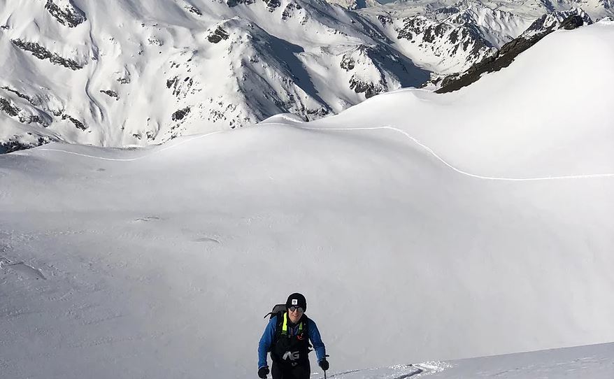 powderwego's tweet photo. Classic free touring guiding

Use touring skis and skins, to find the best snow every day, further away into the mountains, with a pro focusing on your safety.

Book now: https://t.co/Jkenmo2Nki

Contact us: +33 6 51 66 58 53

#PowderWeGo #touringguiding #touringskis #skitravels https://t.co/02B45fbZCl