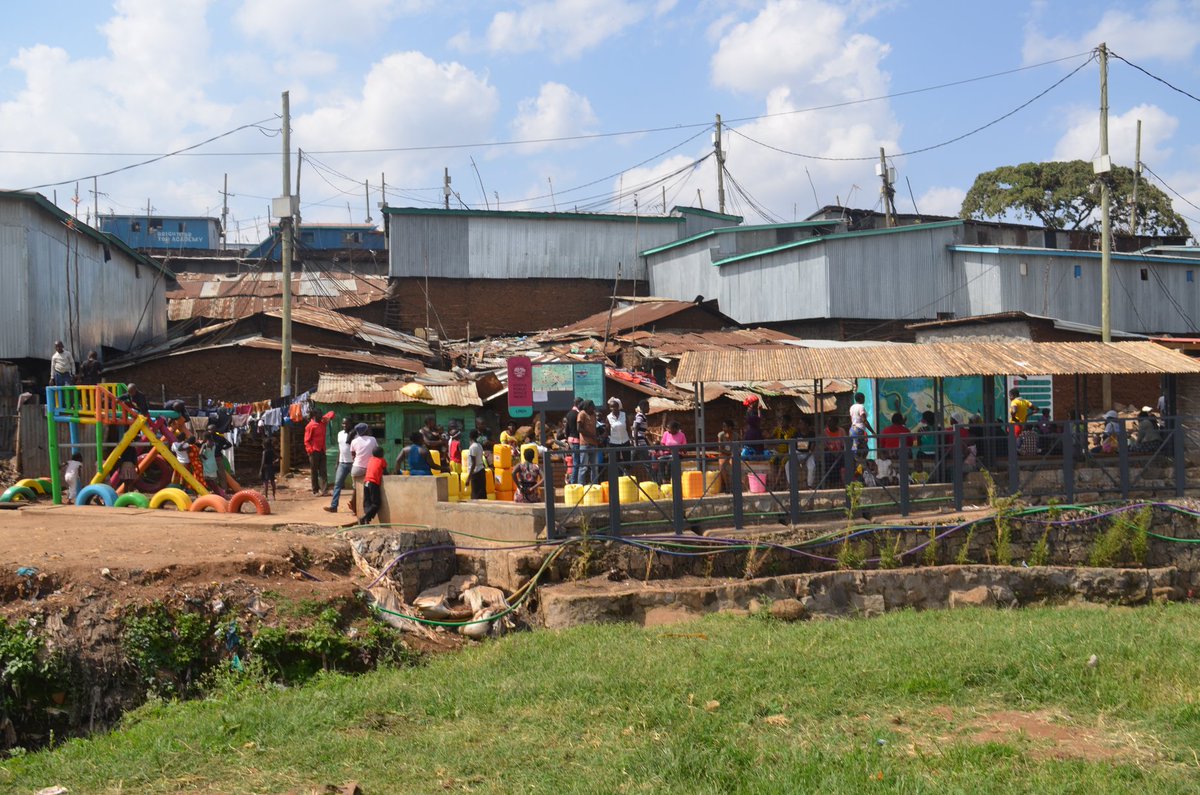 Kounkuey's tweet photo. #KPSP10 is the first intervention to be built under the #CommunityResponsiveAdaptation to Flooding research project. We hope that such community assets can be preserved and scaled as various development projects are implemented in #Kibera @NMS_Kenya @KURAroads https://t.co/eC3us7YhXJ