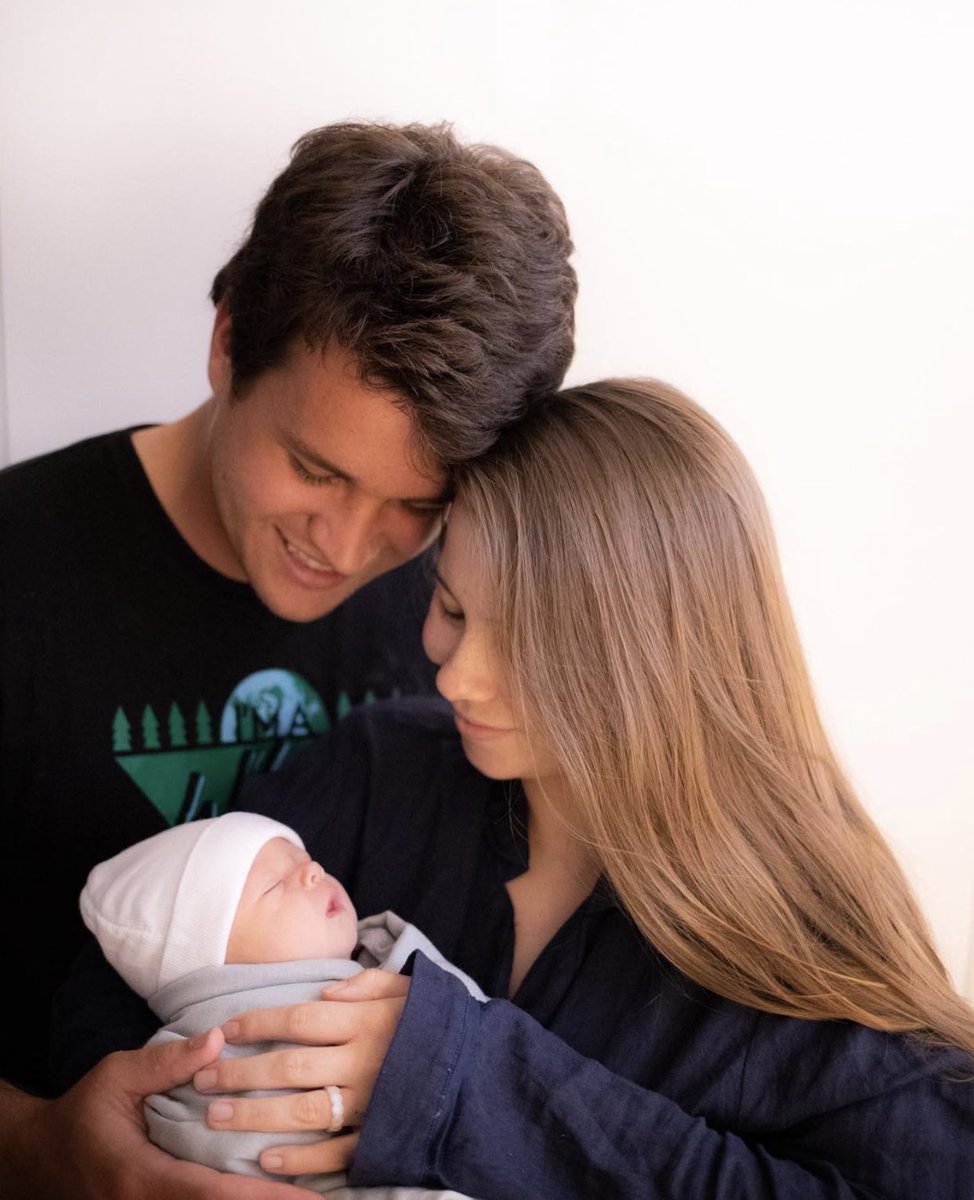 Let the uncle adventures begin! Love you so much, Grace ❤️
This little one picked the two best parents in the entire world. The most incredible, caring &amp; strong Mum... and the funnest, coolest &amp; kindest Dad. Love you three so much - I can’t wait for this exciting journey ahead!