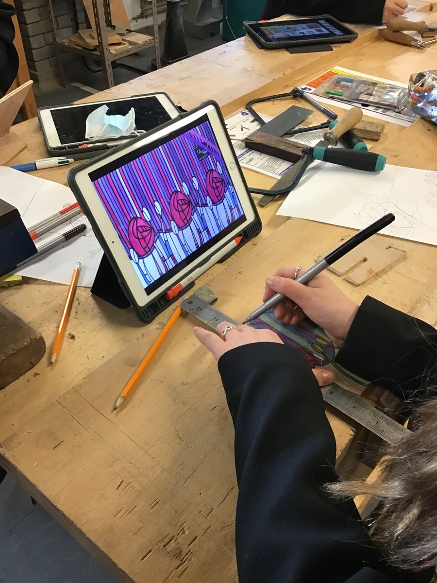 kfordacademy's tweet photo. Year 7s demonstrating fantastic skill and creativity during DT yesterday, using their iPads to independently create a @crmackintosh365 themed phone chair #Creative #ipadsforlearning @WinAcadTrust https://t.co/JLajQ4thyQ