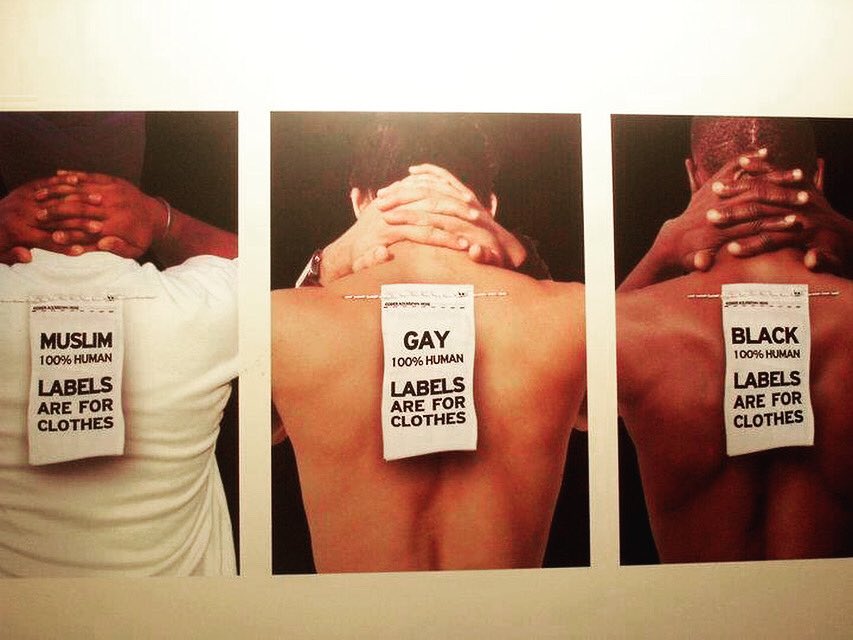 AndreViamonte's tweet photo. Nรฃo รฉ complicado
#labelsareforclothes #racismisstupid #homophobiaisstupid #gay #muslim #humanrace #hateisstupid https://t.co/l7QDr3fAqD
